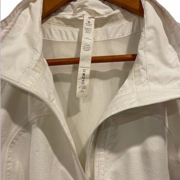 lululemon Run Jacket White/Pink Size 10 - Picture 6 of 12